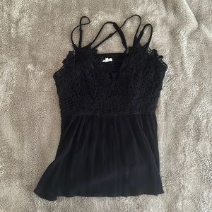 Black flowy baby doll tank with lace detail